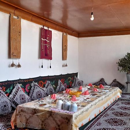 Tilek Guest House Sary-Mogul Ngoại thất bức ảnh